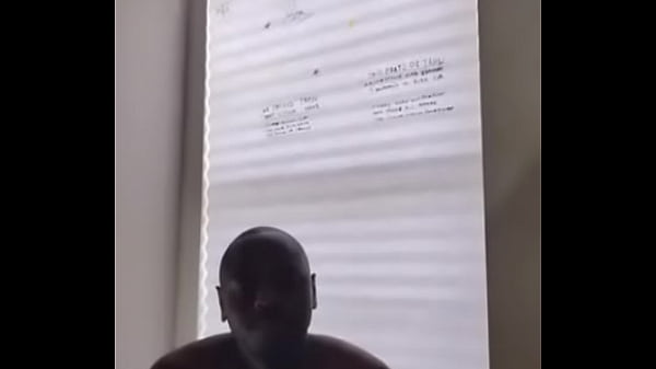 Practicing more blogs for free on freetime to better my public speaking skills/ my annotation of an aesthetic while trying not to stutter blogging about it naked