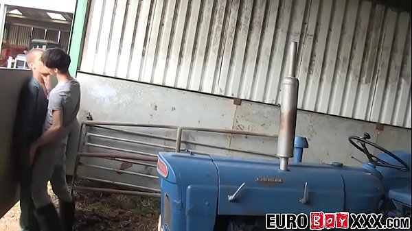 Download Video - Skinny young gay shoots jizz over farm equipment after anal