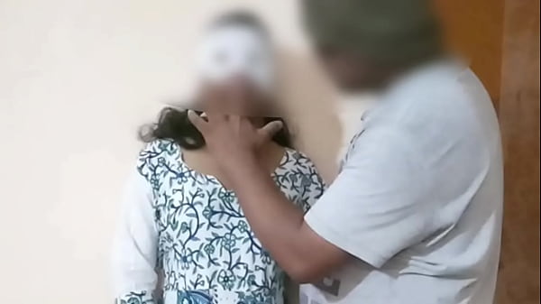 Beautiful Indian teacher xxxfucking with lectur...