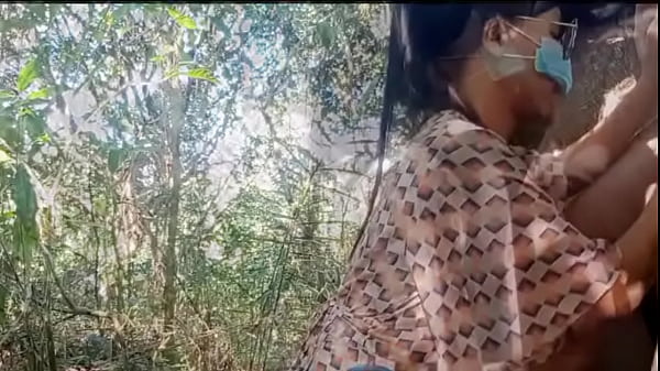Delicious blowjob in forest