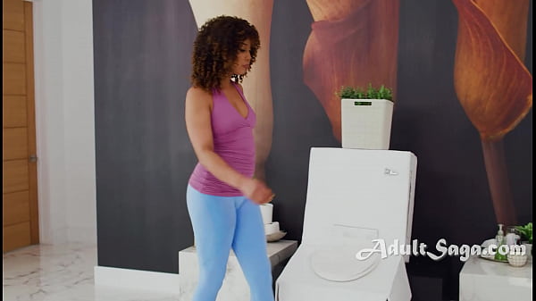 Ebony Girls Ride Mysterious White Cock In Water Sink