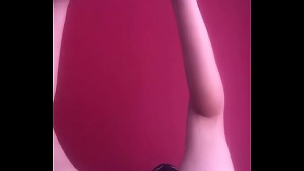 preciosa chica caliente se masturba