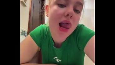 Creampie real orgasm close up