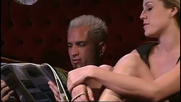 Blondes Vera & Greta Give Mr. Texas A Deep Blowjob Before Energetically Riding His Dick!