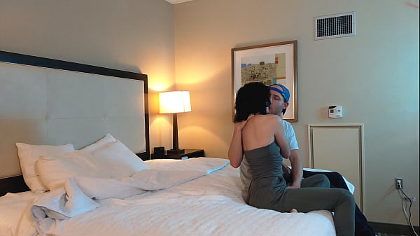 thumb romantic makeout