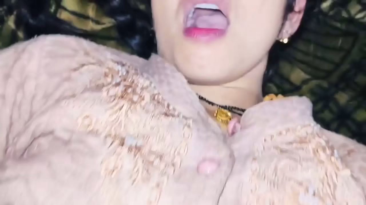 Closeup hard fucking of desi indian village girl janvibhabhi