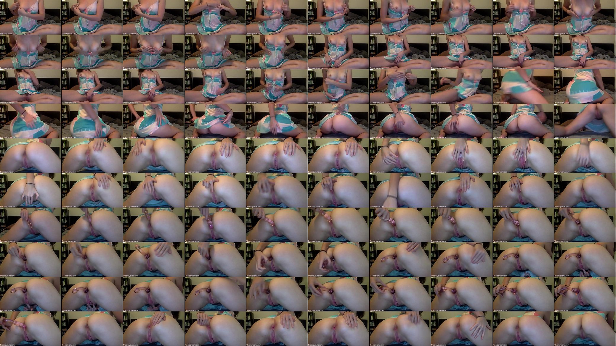 Playing with my tits and butthole 预览图