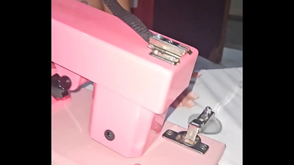 Silêncio! Que o professora milf esta dando a aula