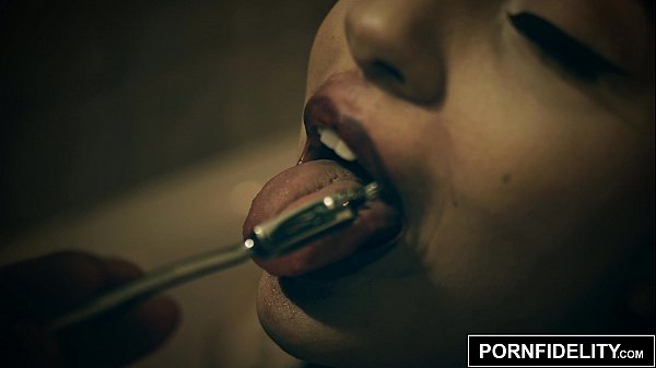 Goth Slut Charlotte Sartre Anal Fucking