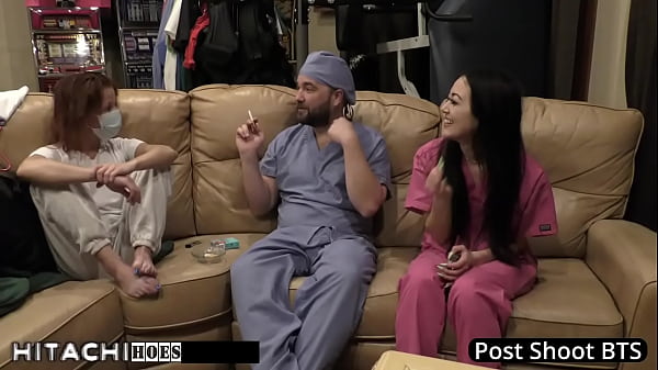 Become Doctor-Tampa To Give Patient Hitachi Orgasm - Blaire Celeste