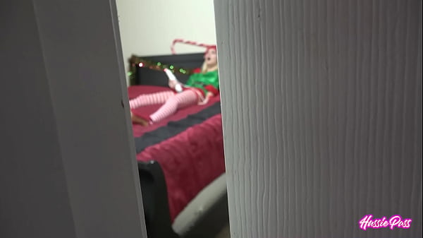 Santa Brian Omally Rams Anastasia Knight&rsquo;s Elf Pussy on the Floor!