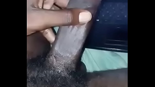 Gozando bastante leite