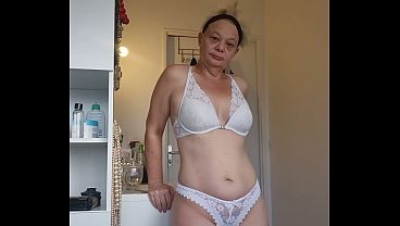 Do you like your mature and naughty MILF? What would you do to her?