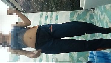 Wow... Will someone fuck me? I am lonely and bored. Someone please fuck me.