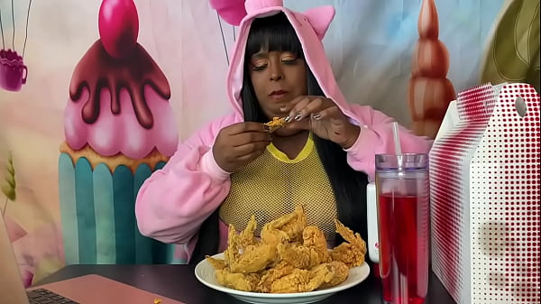 Stuffing while watching porn