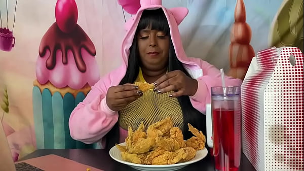 Feedmetons is a fat pig!!!  SSBBW stuffing face while watching porn. Feederism