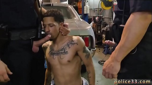 Un Film De Policier Gay Se Fait Pilonner Par La Police