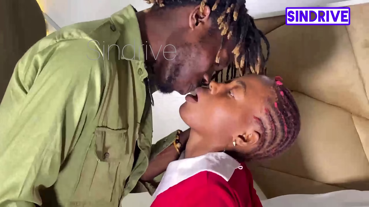 My boyfriend fuck me raw until i squirt