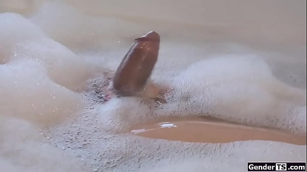 Ts stepmom Isabella Sorrenti anal fucked