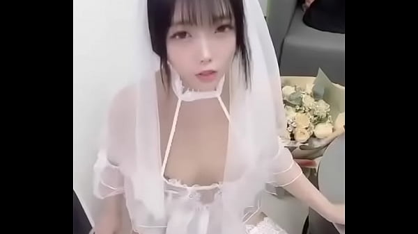 The bride sells direct genitals