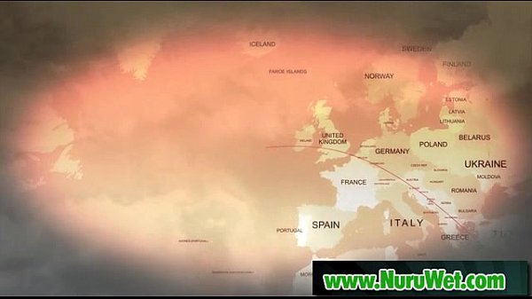 Hot babe gives pleasure to client in nuru massa...