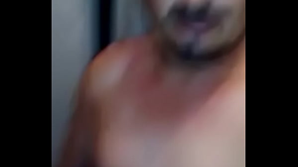 Download Video - Leonel despues del trabajo con una deslechada