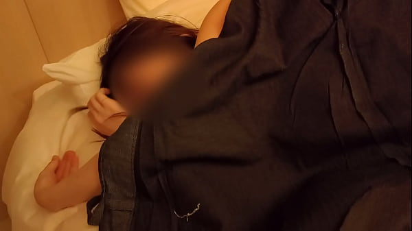 Sexy Waking Up Japanese girl
