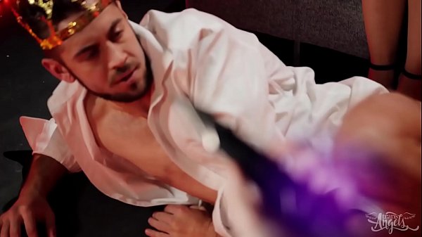 Download Video - Small tit TS Ella Hollywood and &lpar;Alisia&rpar; fuck each other and big dick &lpar;Dante Colle&rpar; in halloween threeway - Transangels