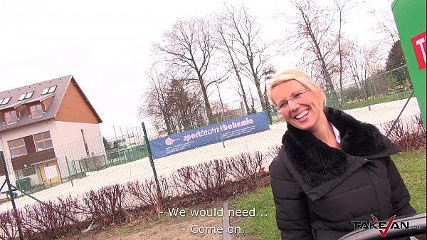 Takevan Blonde secretary spend free time with creampie from dude in van