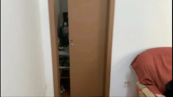 Download Video - Minha Rola Minha Vida&colon; Corretor Safado Comeu a Dona Fogosa