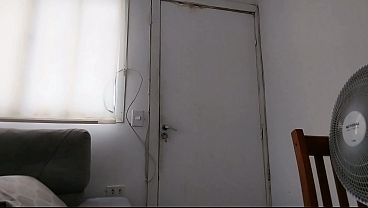 Saiu escondida do marido pra dar para outro. Casadinha safada demais...