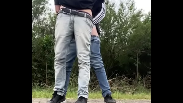 DEI PRO PAPAIZ&Atilde;O PAUZUDO QUE ESTAVA CAMINHANDO ...