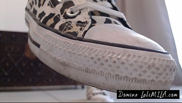 Lèche mes chaussures sales – Humiliation Totale, Chaussettes Moites & Orteils Nus qui te font bander