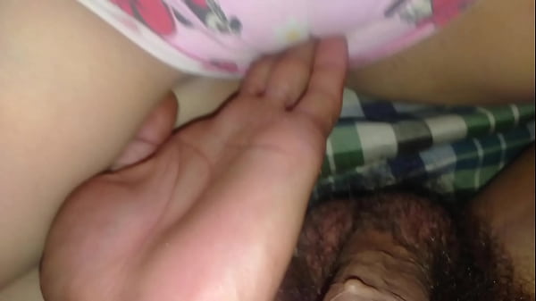 EXTREME SQUIRT warning cute teen soaked the whole room!