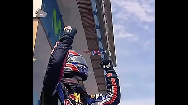 Minha pika é igual red bull te da asas e te lev...