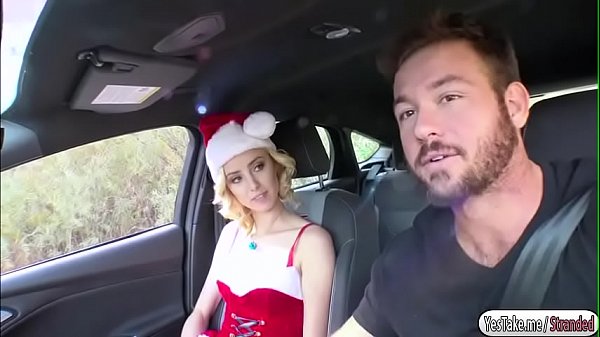 Blonde Haley Reed gets fucked in the car
