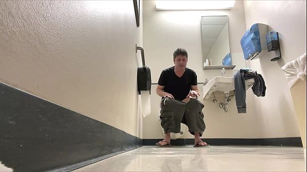 Download Video - RISKY PUBLIC MASTURBATION ALMOST CAUGHT