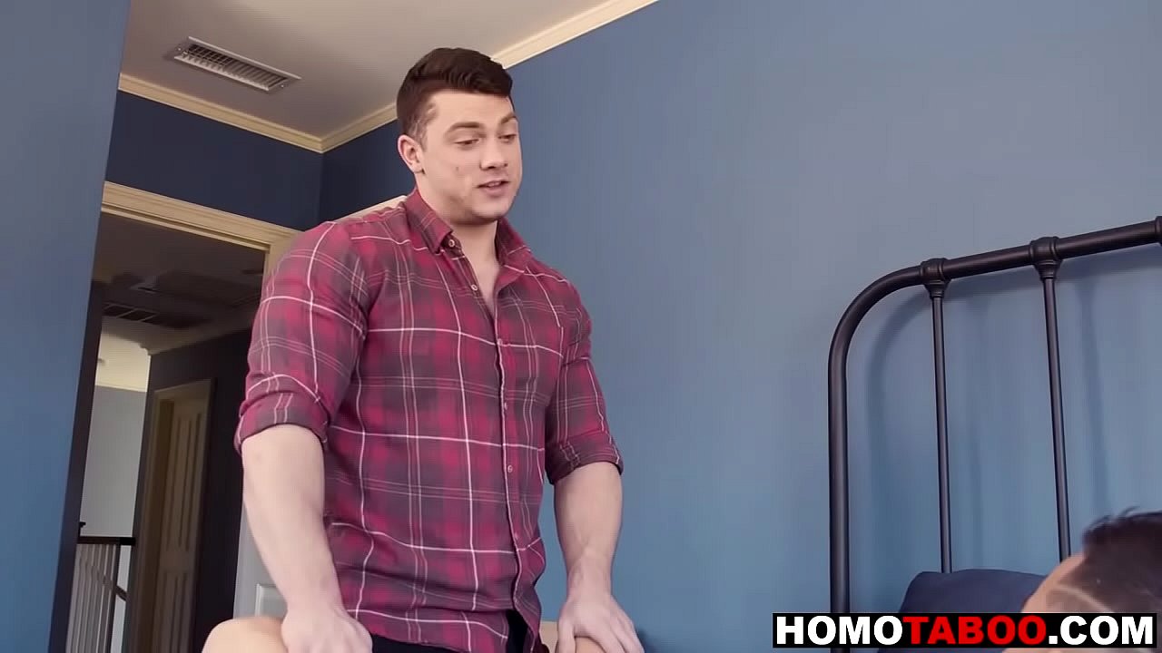 Hermanastro gay folla mi culo virgen
                    anal sex gay virgin first time muscle bareback taboo gays jock gaysex gayporn stepbrother gay blowjob gay sex gay porn gay masturbation sucking cock step brother muchos negros
