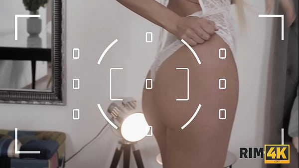 RIM4K. Photoshoot was interrupted by a rimjob from the nude model
