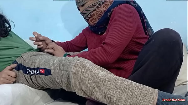 Bhabhi masturbates devar with a very good handjob and sexy loud moans in hindi
