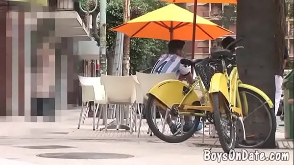 Download Video - Cycling boyfriends get dirty in a shower