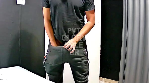 Hetero alto do pau uncut enorme veio conhecer o...