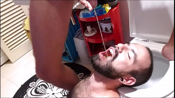 Download Video - My mouth full of piss&excl;