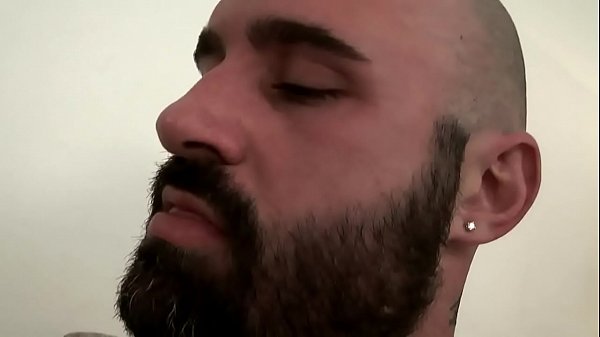 Download Video - &period;com 5471017 hairy bear jerking off 720p