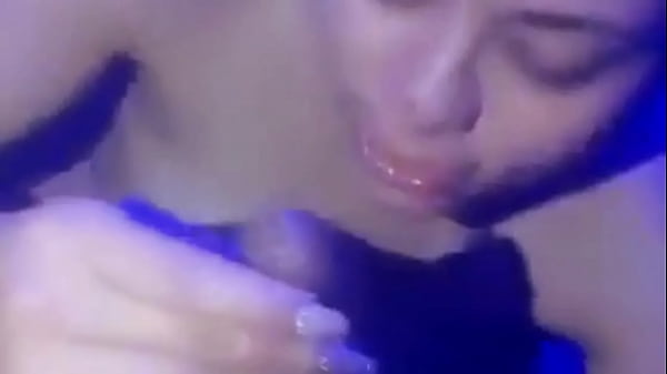 Me deja con ganas y me follo a su mejor amigo d...