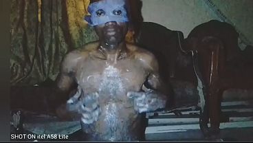 AFRICAN LONELY AND HORNY MAN FEELING HIMSELF AT HOME