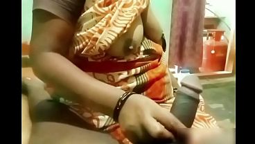 Indian aunty handjob forming boy cock