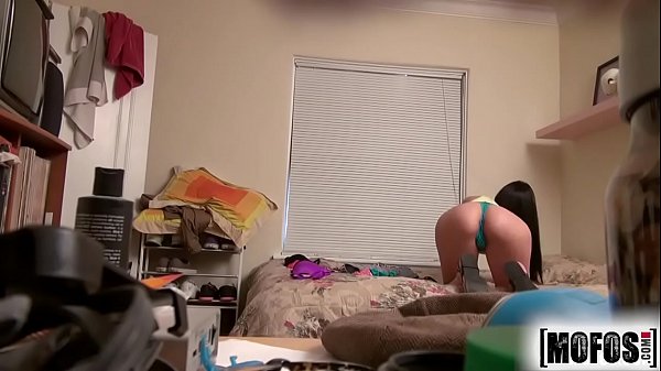 Freaky Fingers Wanna Get Wet video starring (Angela Sommers) - Mofos.com