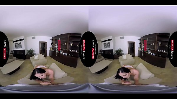 Download Video - RealityLovers - Slovak MILF