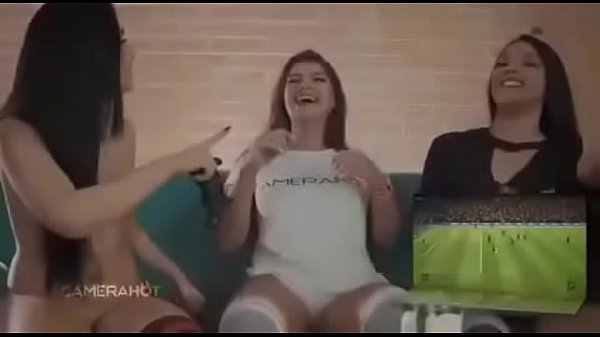 Safadas Jouant De La Fifa Et Emportant Tout